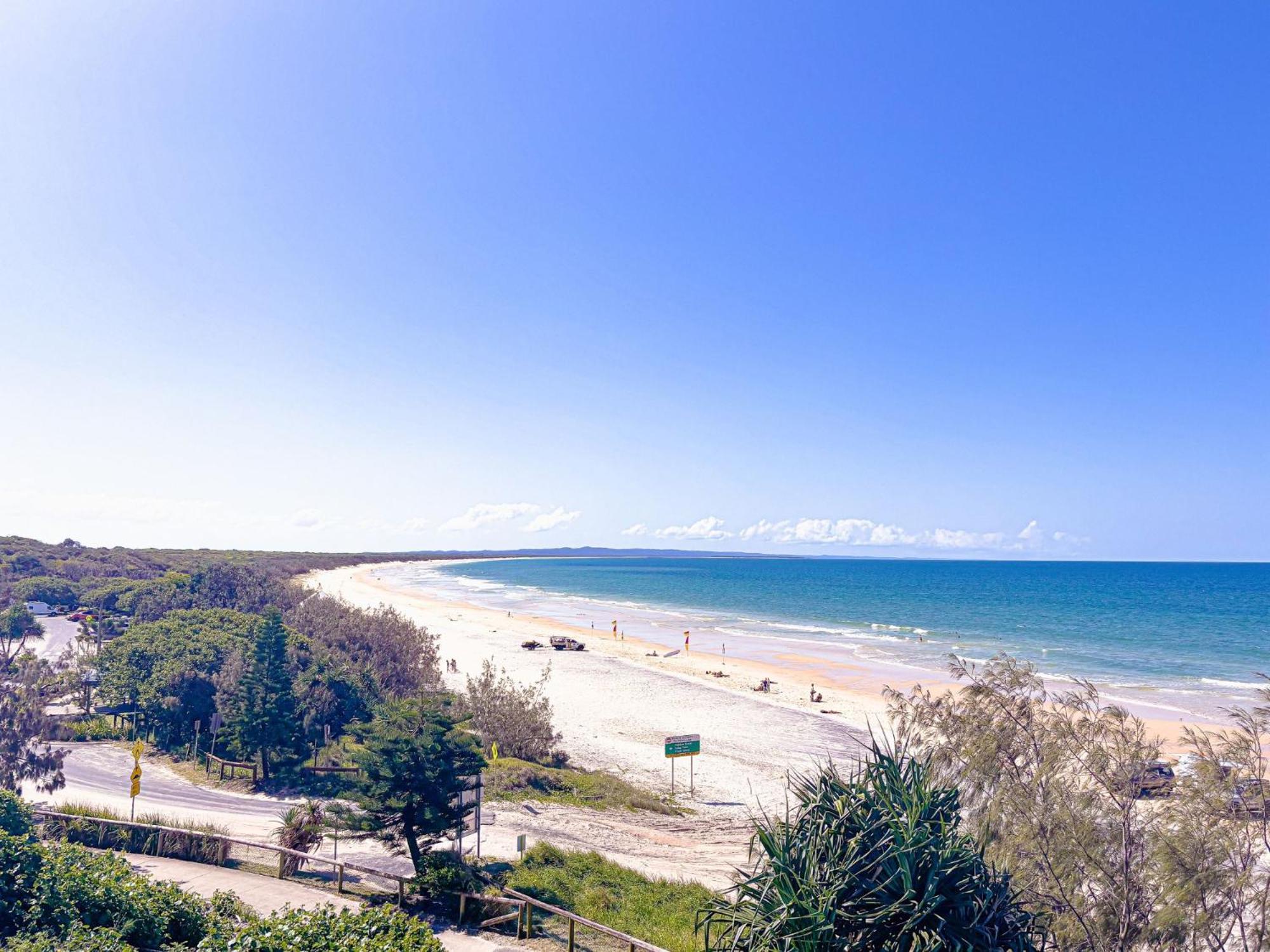 Big4 Breeze Holiday Parks - Rainbow Beach Exterior photo